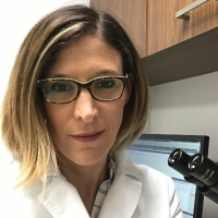 Galia Sheinberg, MVZ ESP DLACVD (Diplomate of the Latin American College of Veterinary Dermatology)